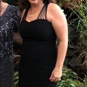 Elie Tahari Black Sleeveless Cocktail Dress